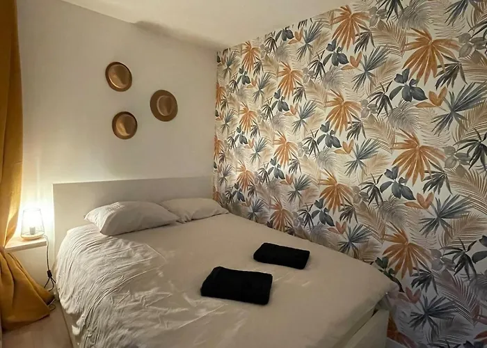 Cosy Avec Jardin Vue Et Acces A 30m De La דירה