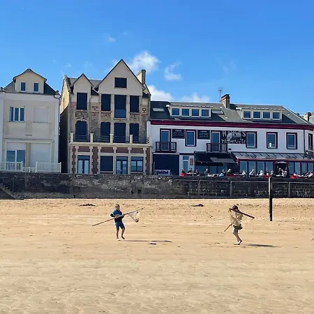 Cosy Avec Jardin Vue Et Acces A 30m De La Appartement Bernières-sur-Mer