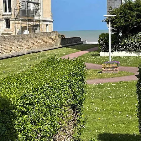 Cosy Avec Jardin Vue Et Acces A 30m De La Apartment Bernieres-sur-Mer