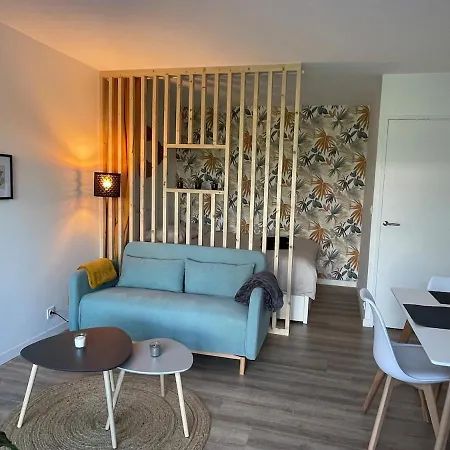 Cosy Avec Jardin Vue Et Acces A 30m De La Apartment
